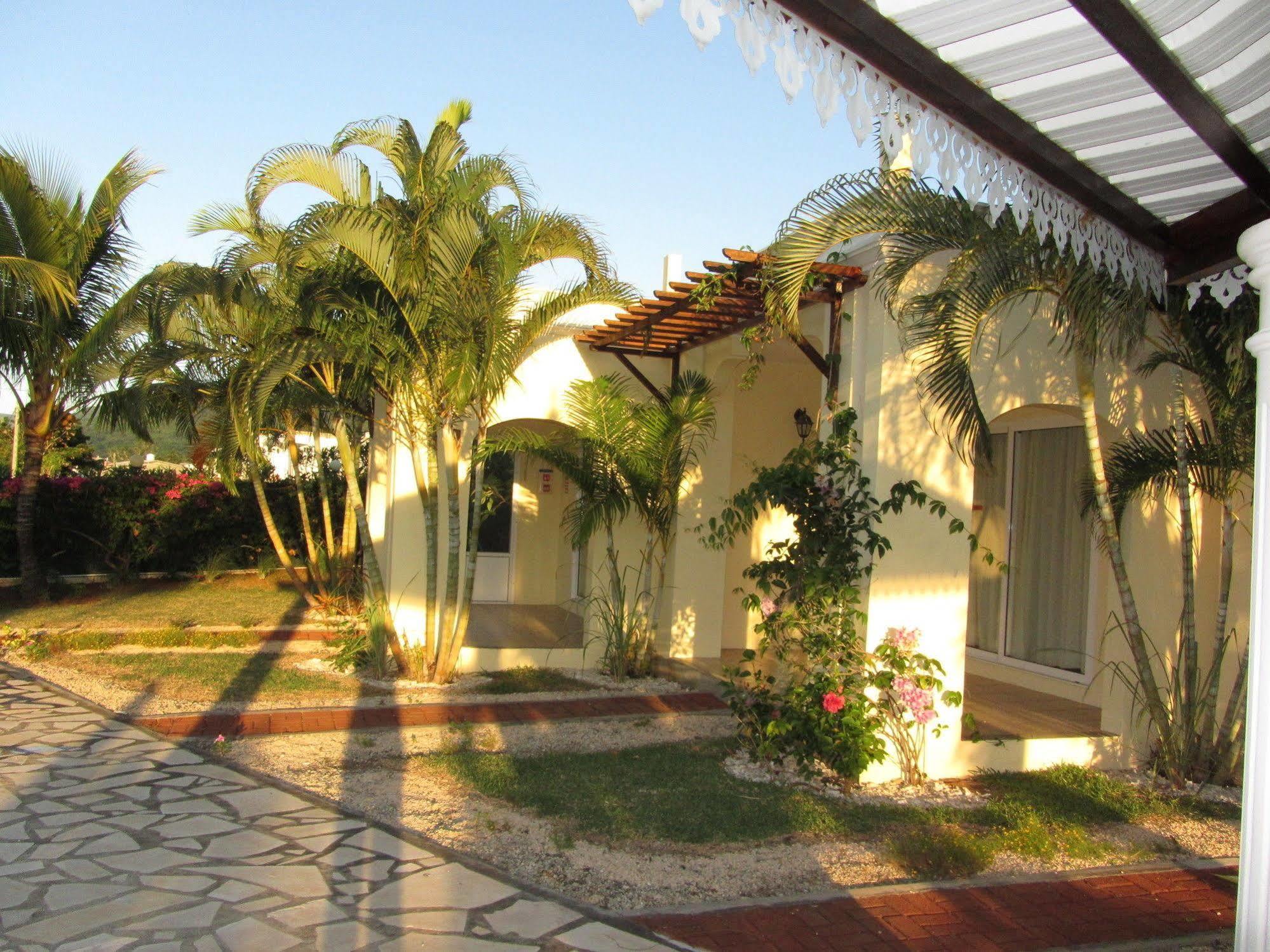 Marisa Residences La Gaulette Exterior photo